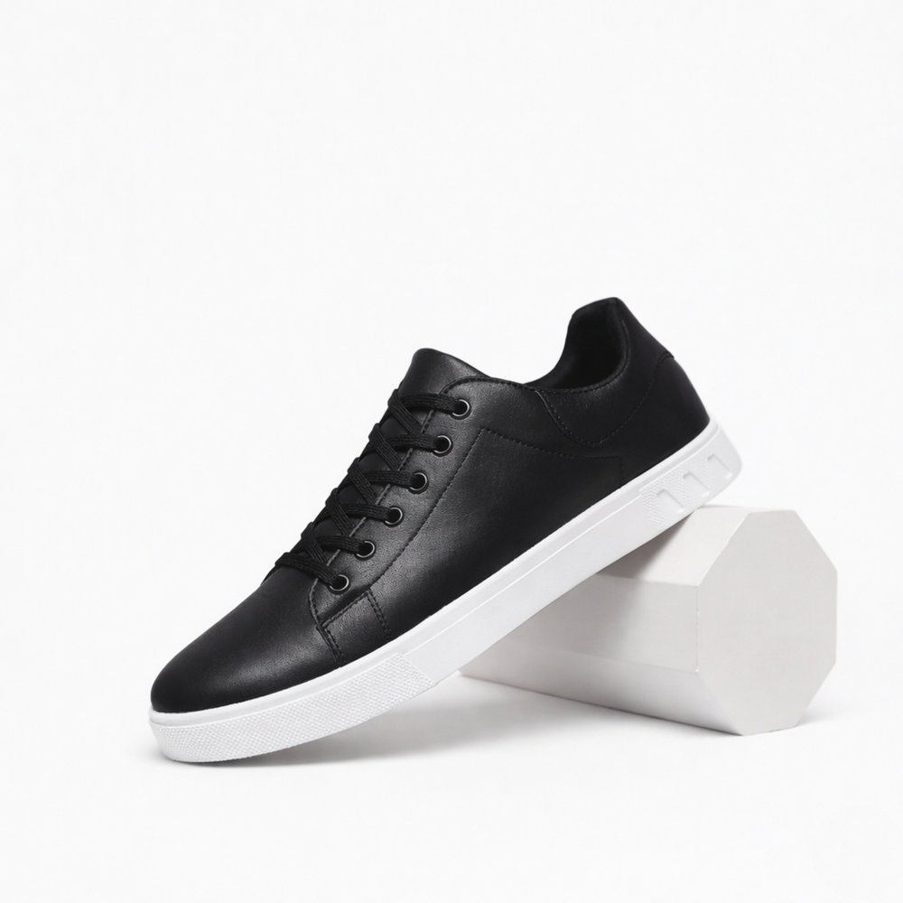 Jared | Textured Lace-Up Low-Top Trainers