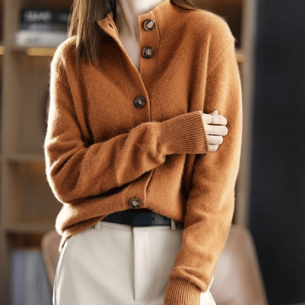 Mary | Button-Front Collared Knit Cardigan